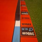 Distance markings on the mat in centimetres